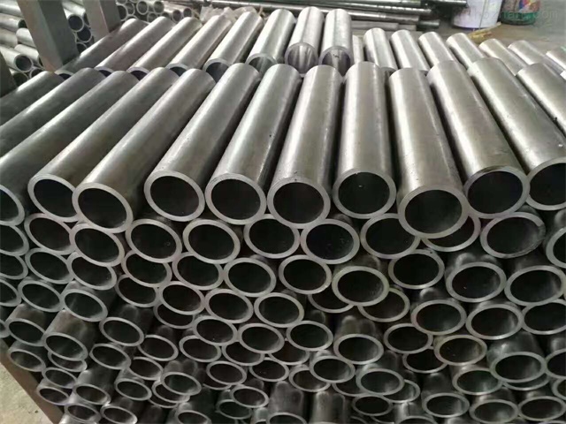 卫滨30CrMo精密无缝钢管
